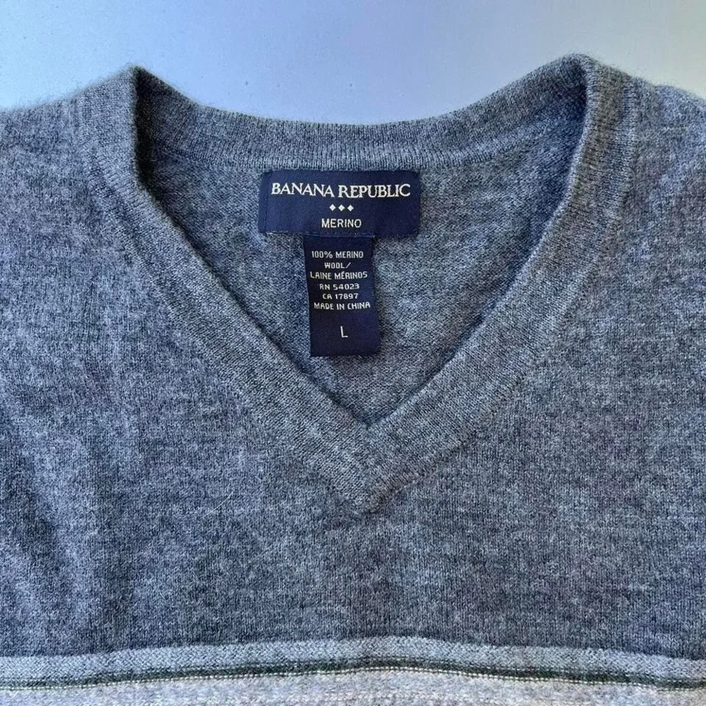 Banana Republic grey banana